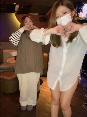 GIRLS LOUNGE 104