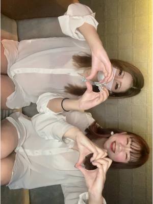 GIRLS LOUNGE 104