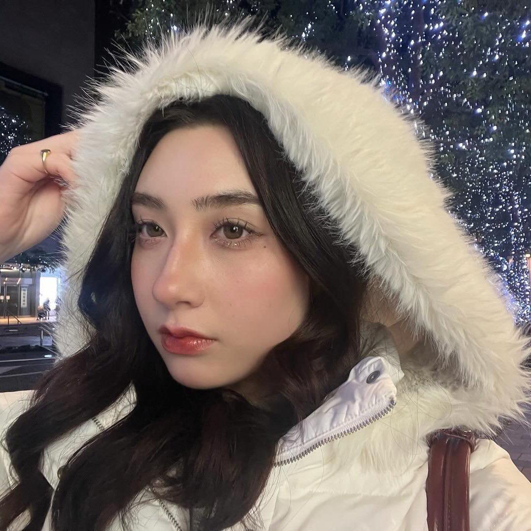 にな