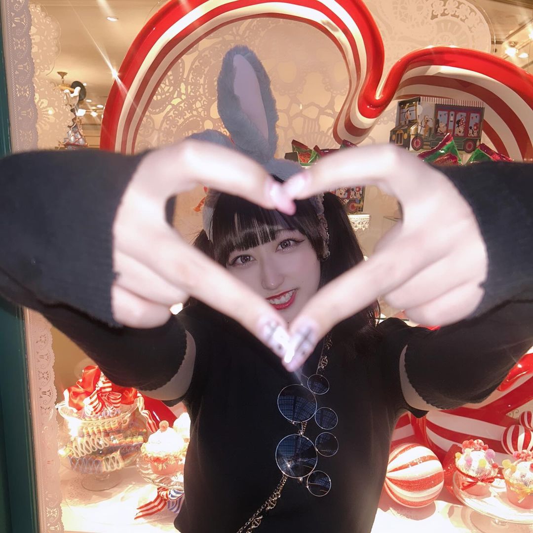 きら
