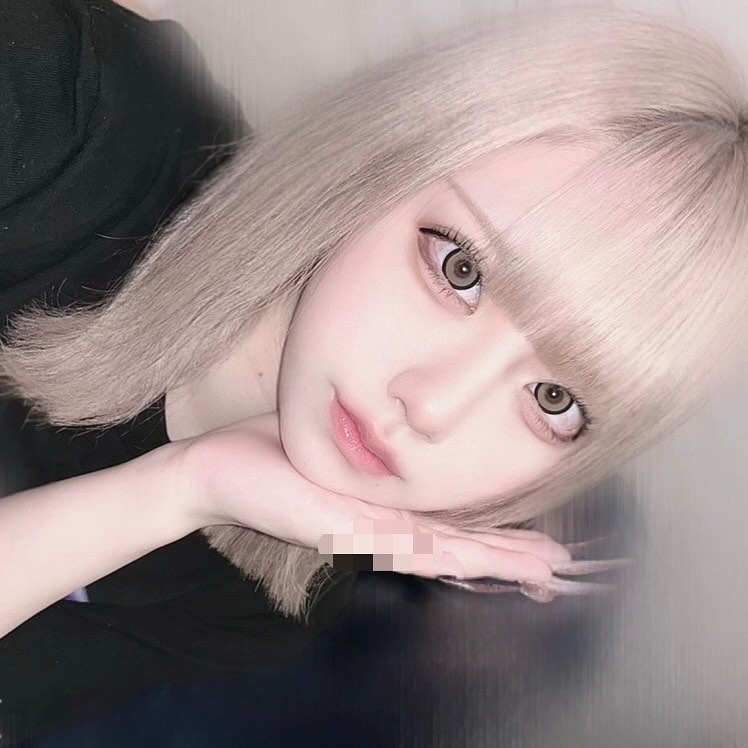 みみ【遅番】
