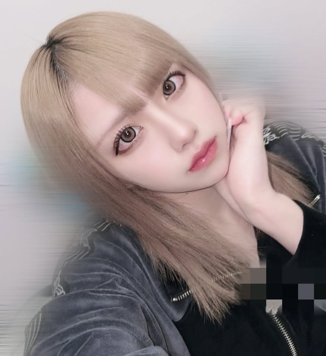 みみ【遅番】