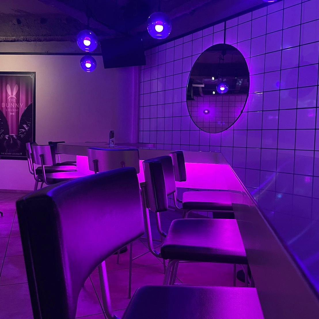 THE BUNNY LOUNGE